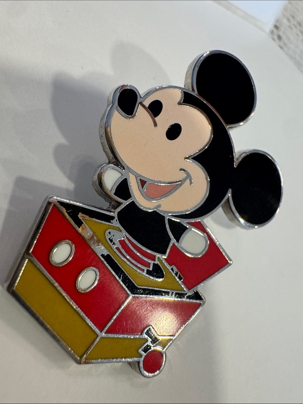 Disney Toy in a Box Mickey Mouse as a jack in the box 2025 Mystery pin